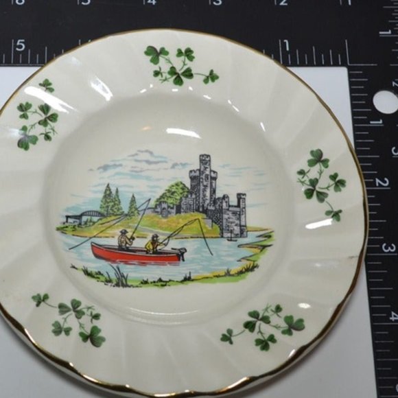 Carrigaline Pottery Made In Ireland Ashtray Boat Fishing Scene White - Picture 4 of 4